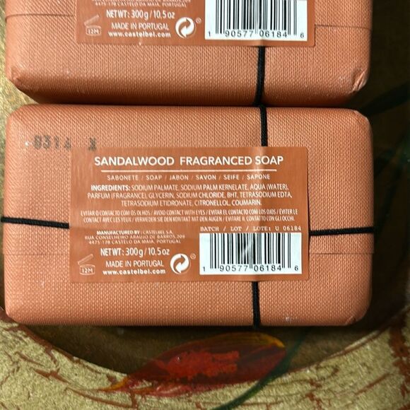 CASTELBEL PORTO Sandalwood Triple Milled Rich Scented Soap Bars for Men 2 Bars - Picture 4 of 6